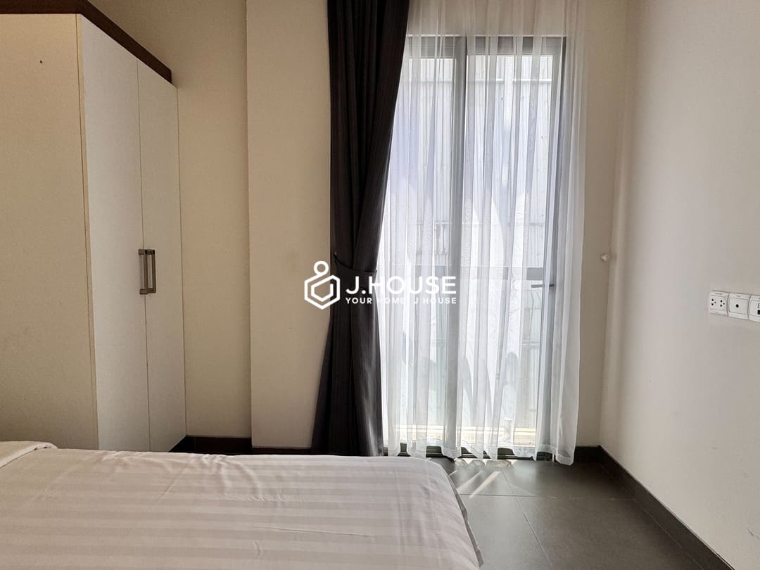 Bright 3br apartment for rent at Glenwood Suites, Thao Dien, District 2, HCMC