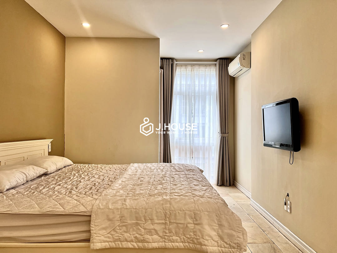 Modern 2-bedroom apartment for rent in Thao Dien, District 2, HCMC