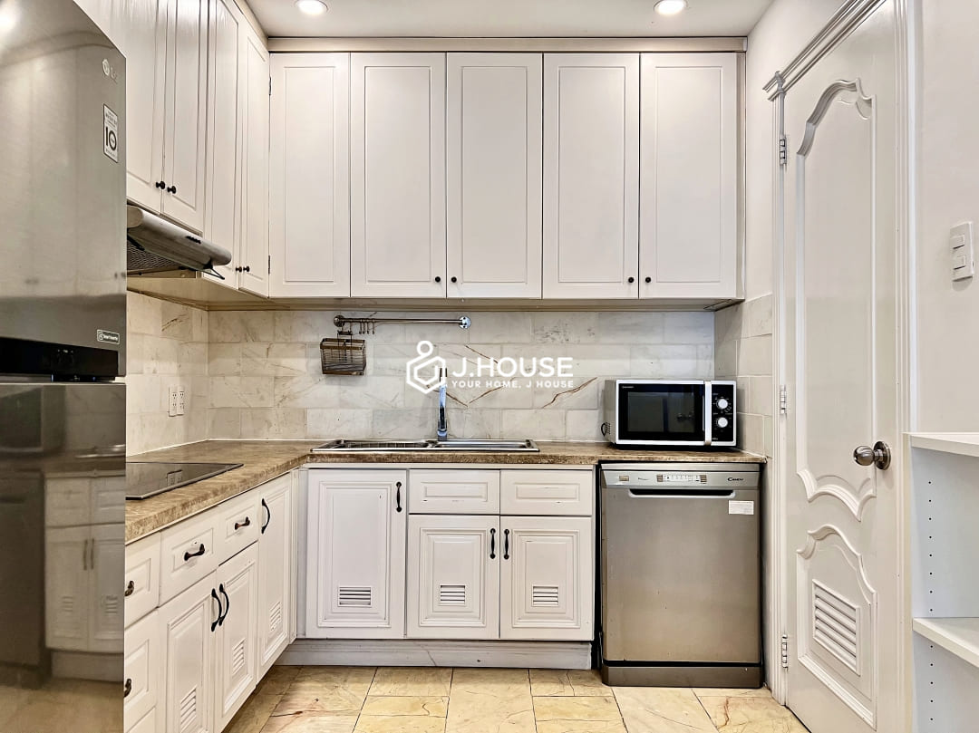 Modern 2-bedroom apartment for rent in Thao Dien, District 2, HCMC