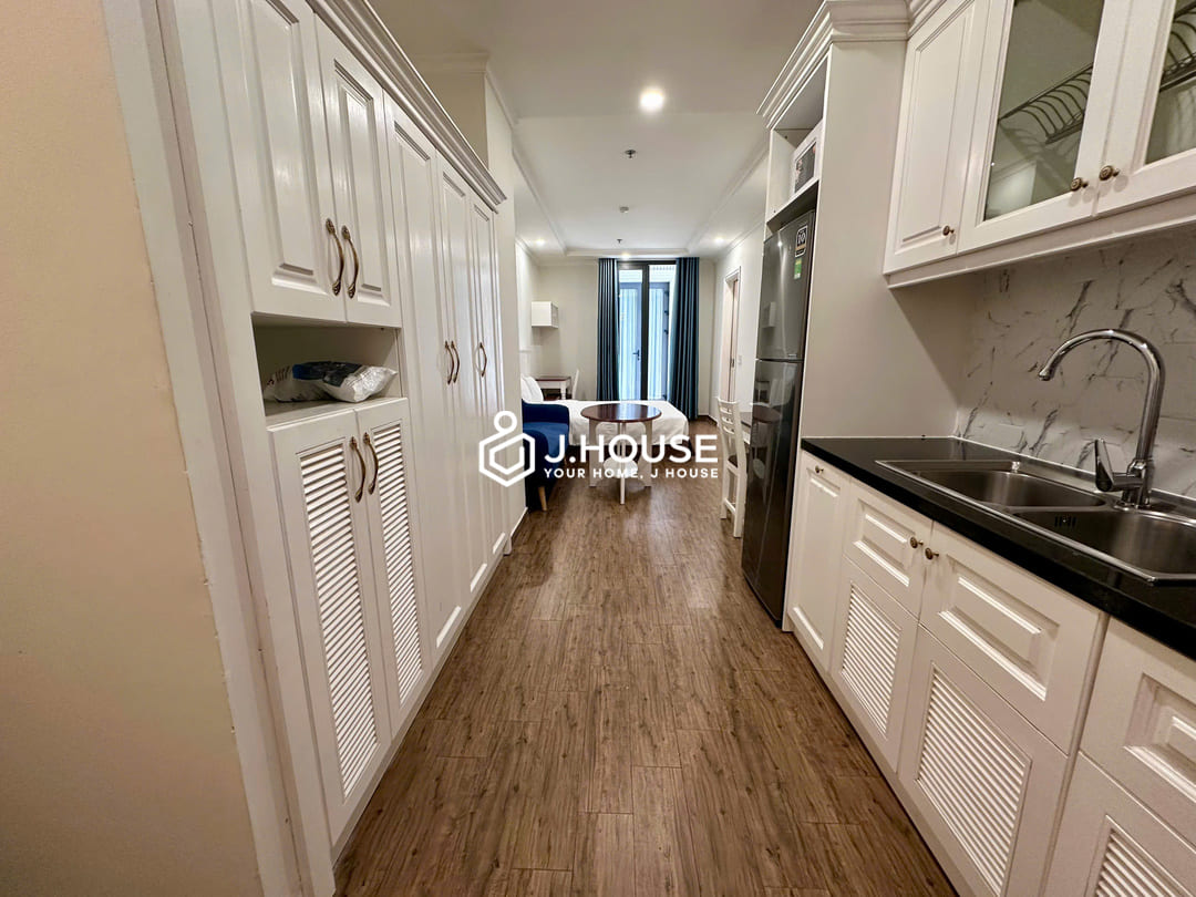 Modern studio Apartment with pool and gym at Genuss Apartment, Thao Dien