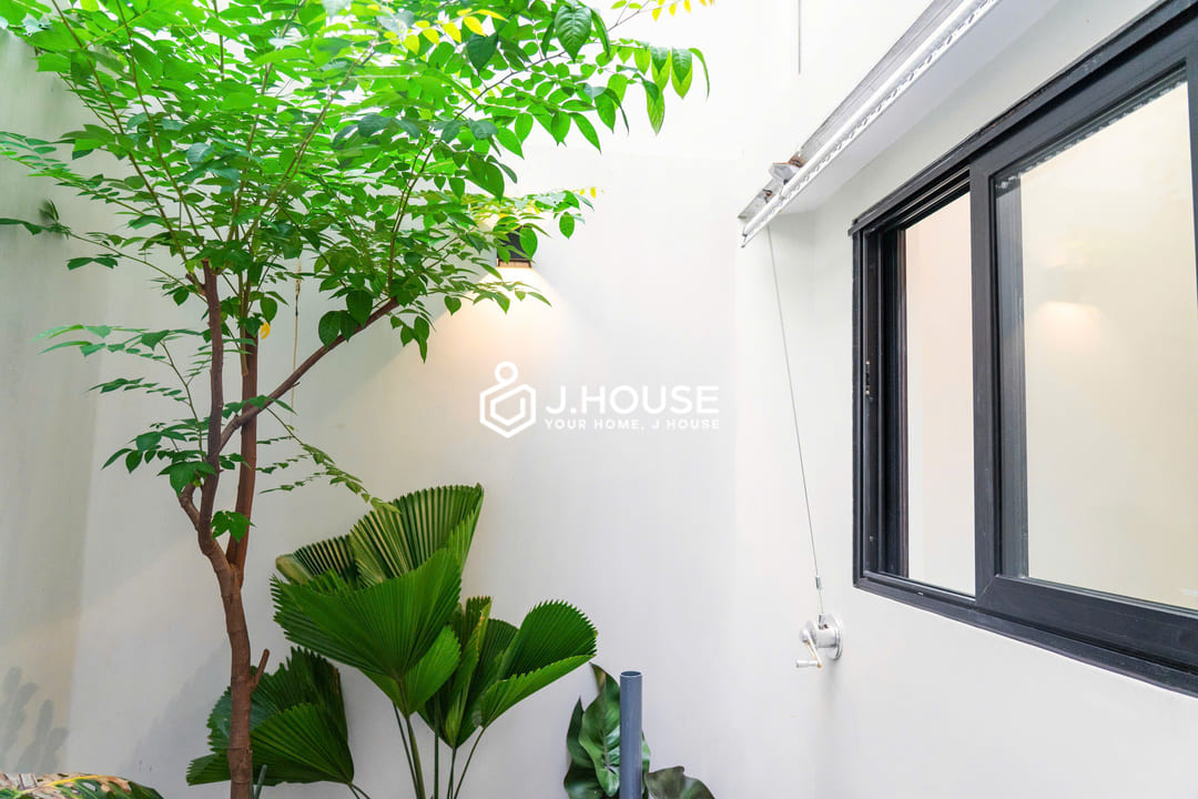 Modern studio apartment for rent in District 1 - An Studio