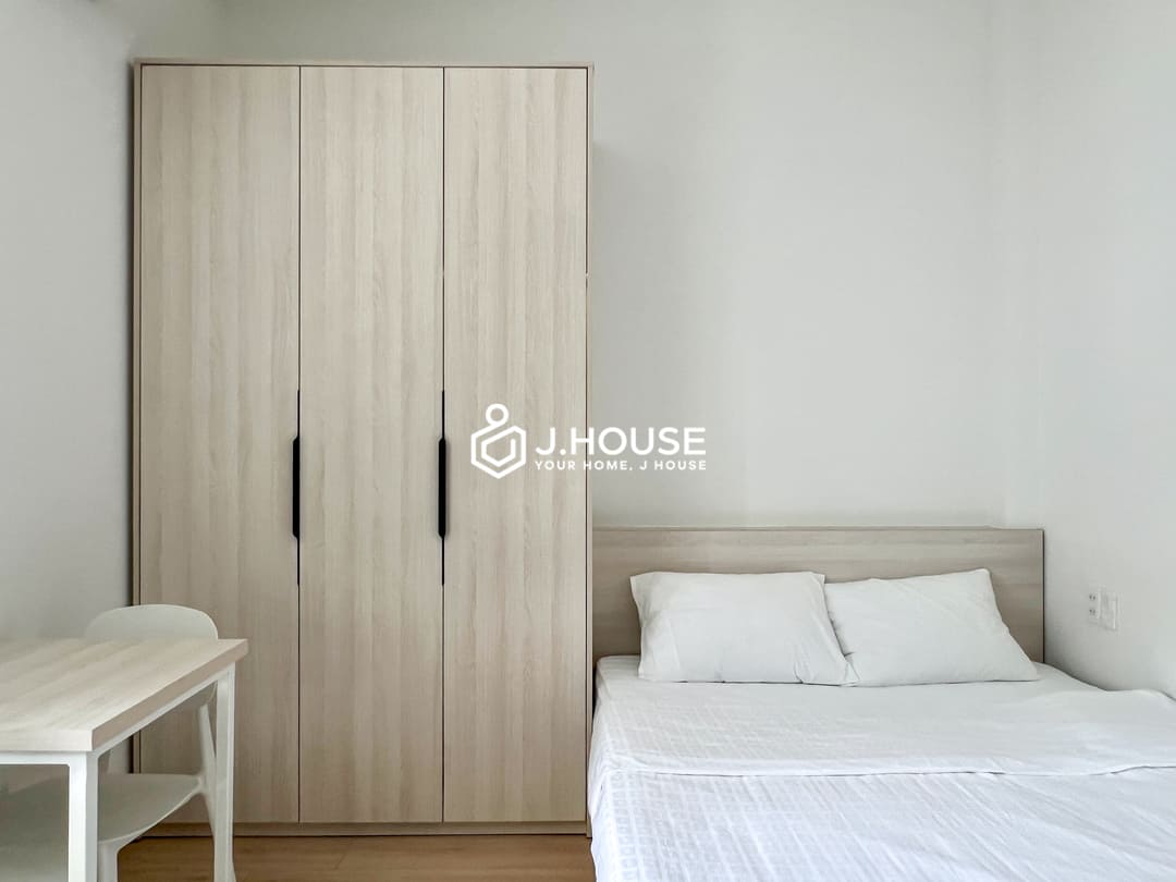 Modern studio apartment for rent on Phan Ton street, District 1, HCMC