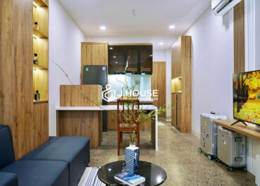 Modern studio apartment in District 1 - Fully furnished, good price