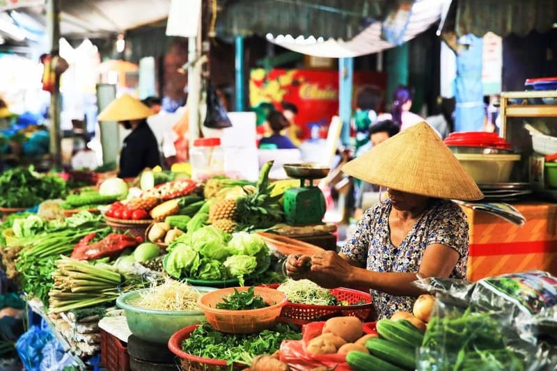 Money-Saving Tips for International Students Renting in HCMC 11 Money-Saving-Tips-for-International-Students-Renting-in-HCMC-5