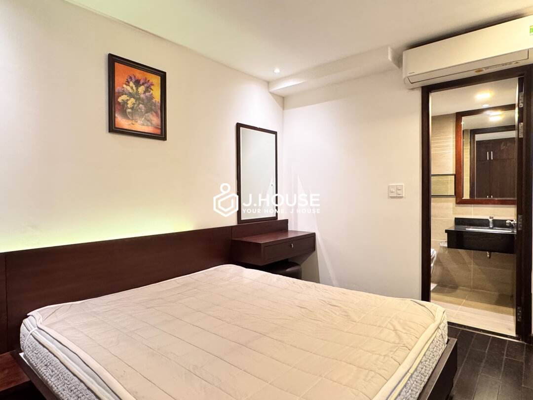 Serviced apartment next to the canal with pool in District 3, HCMC