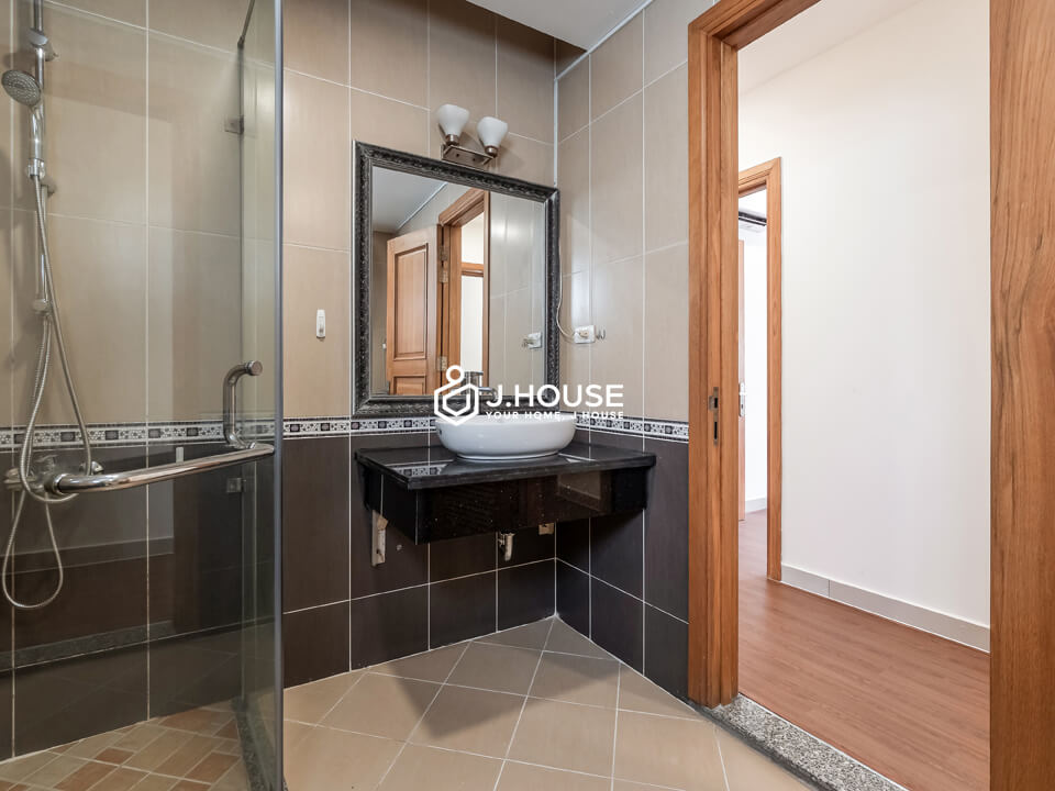 Spacious and fully furnished 2 bedroom apartment in Thao Dien, District 2
