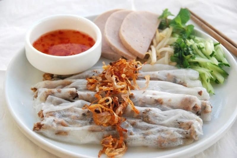 Street Food Guide for International Students in Ho Chi Minh City 10 Street-Food-Guide-for-International-Students-in-Ho-Chi-Minh-City-4