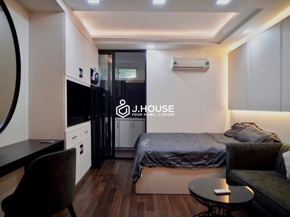 Studio apartment for rent at Lux Apartment, Tan Binh District