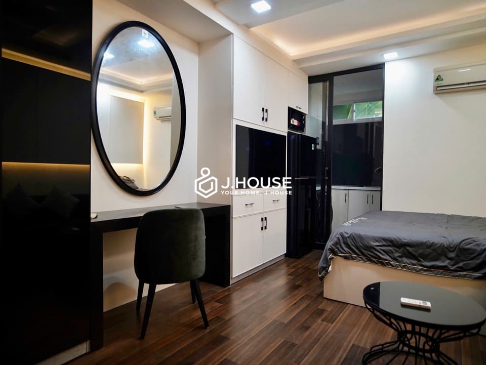 Studio apartment for rent at Lux Apartment, Tan Binh District