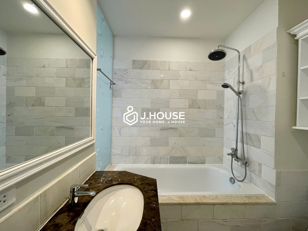 1br apartment with bathtub at Genuss Serviced Apartment, Thao Dien, District 2