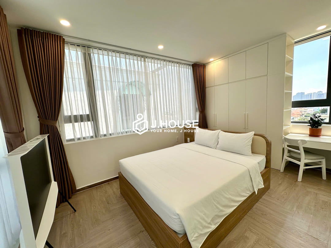 Mini Penthouse 2br Apartment with pool at Genuss Apartment, Thao Dien