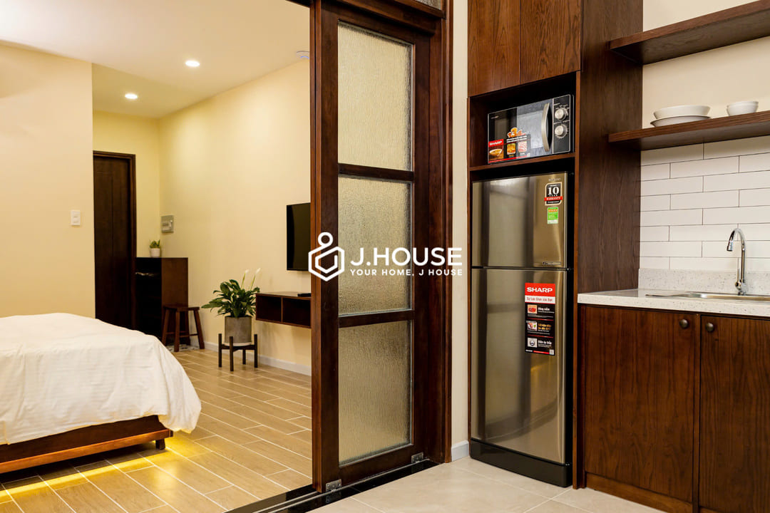 Modern 1-Bedroom Apartment for Rent in District 1, HCMC