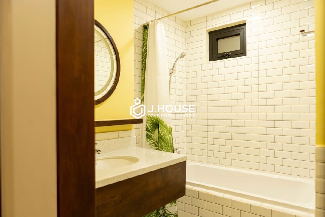 Modern 1-Bedroom Apartment for Rent in District 1, HCMC