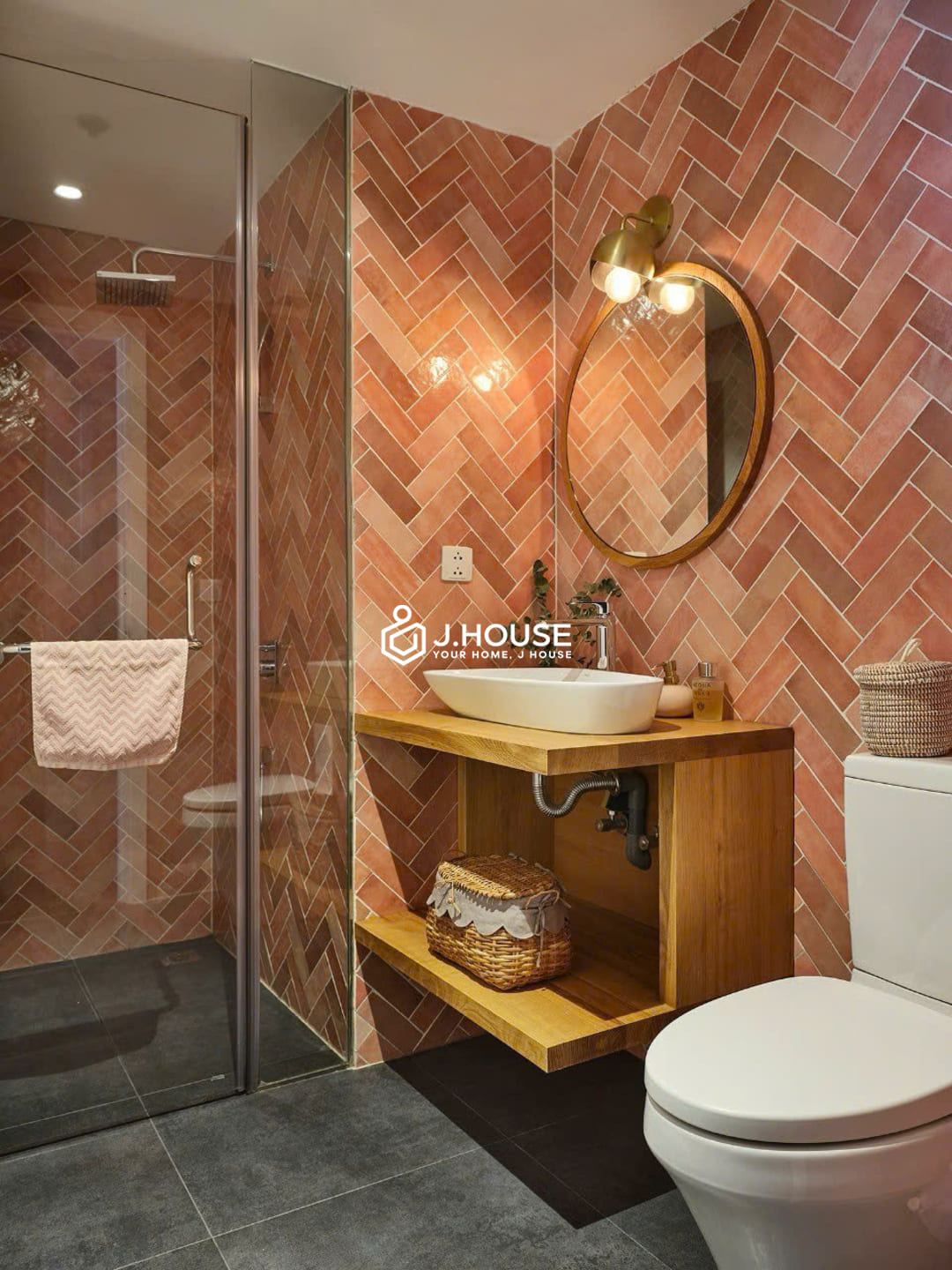 Modern 3br apartment for rent at City Garden Binh Thanh