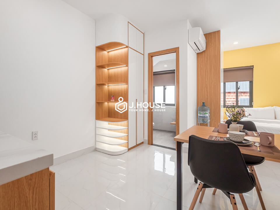 Modern fully furnished studio apartment for rent in Thao Dien, District 2