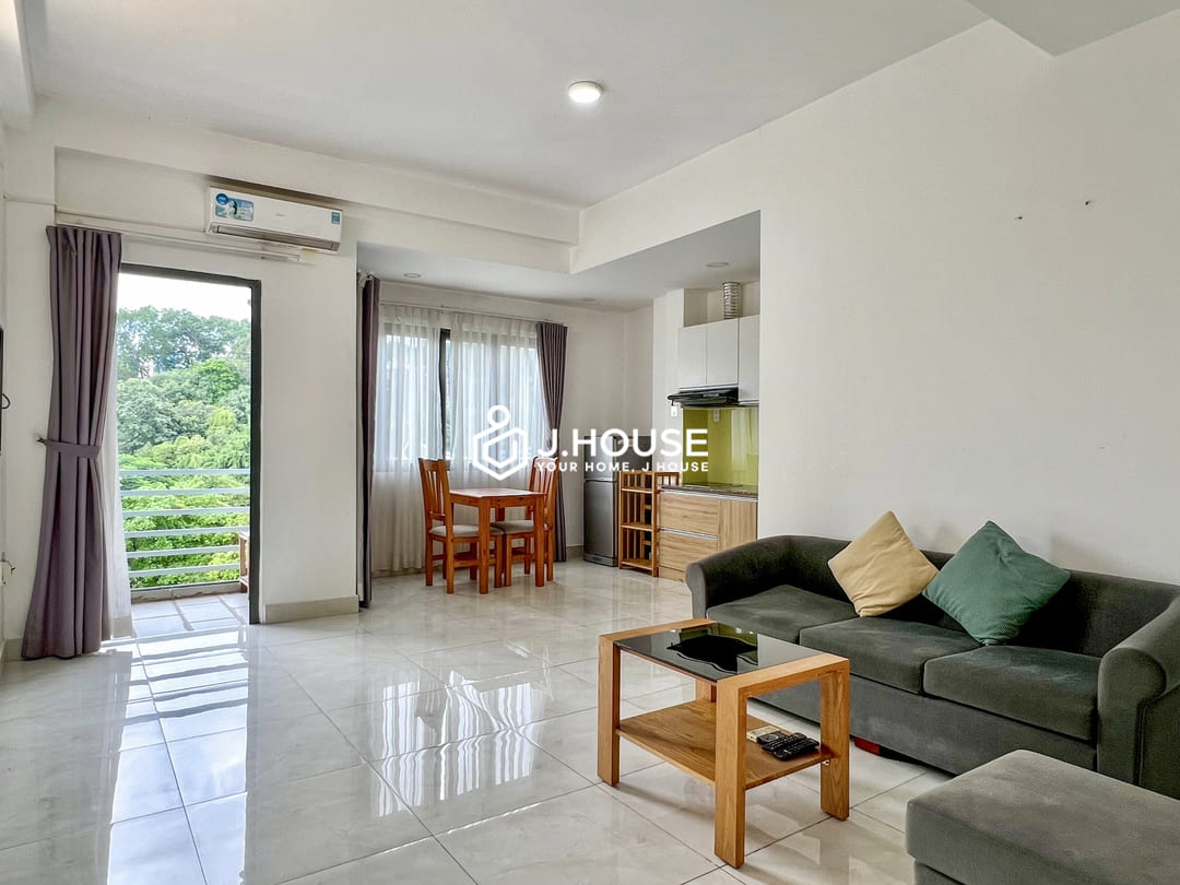 Rent 1 bedroom apartment next to the canal in Binh Thanh District