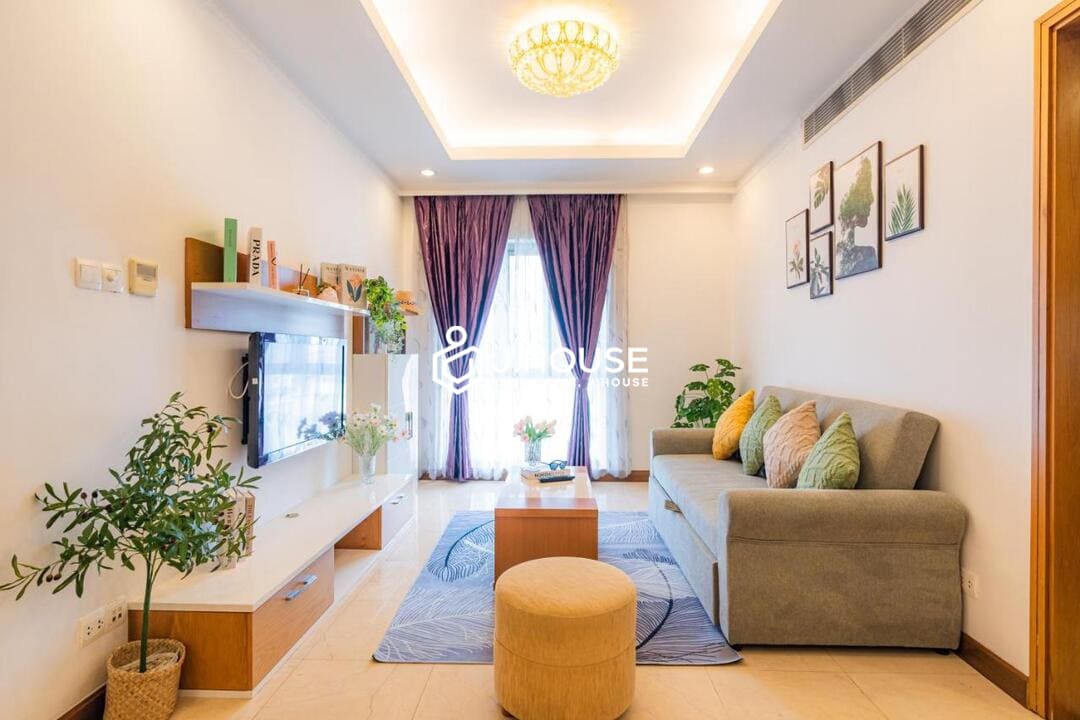 Spacious 1 bedroom apartment at Saigon Pavillon, Ba Huyen Thanh Quan, District 3, HCMC