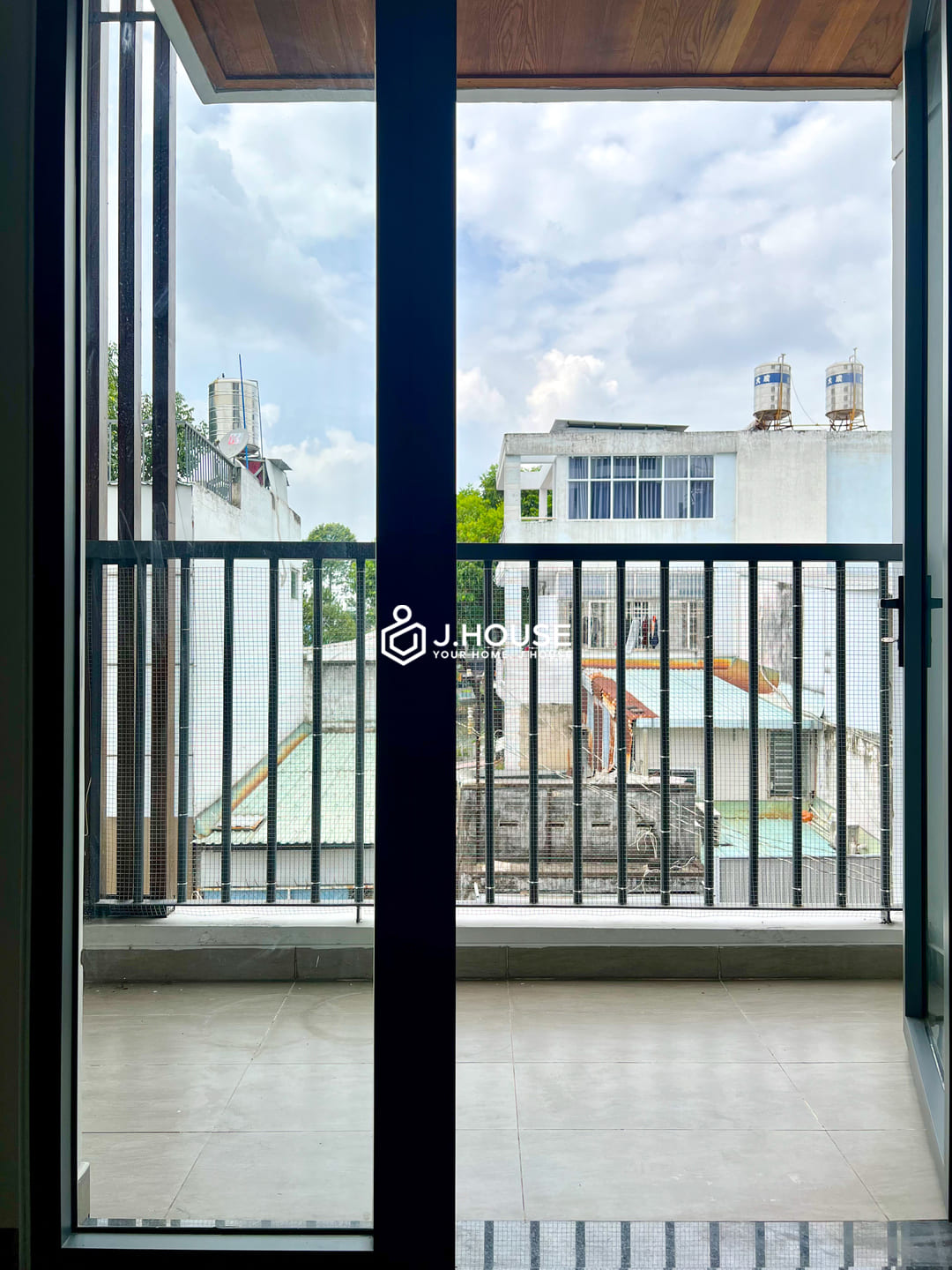 Spacious 2-bedroom apartment with swimming pool in District 3, HCMC