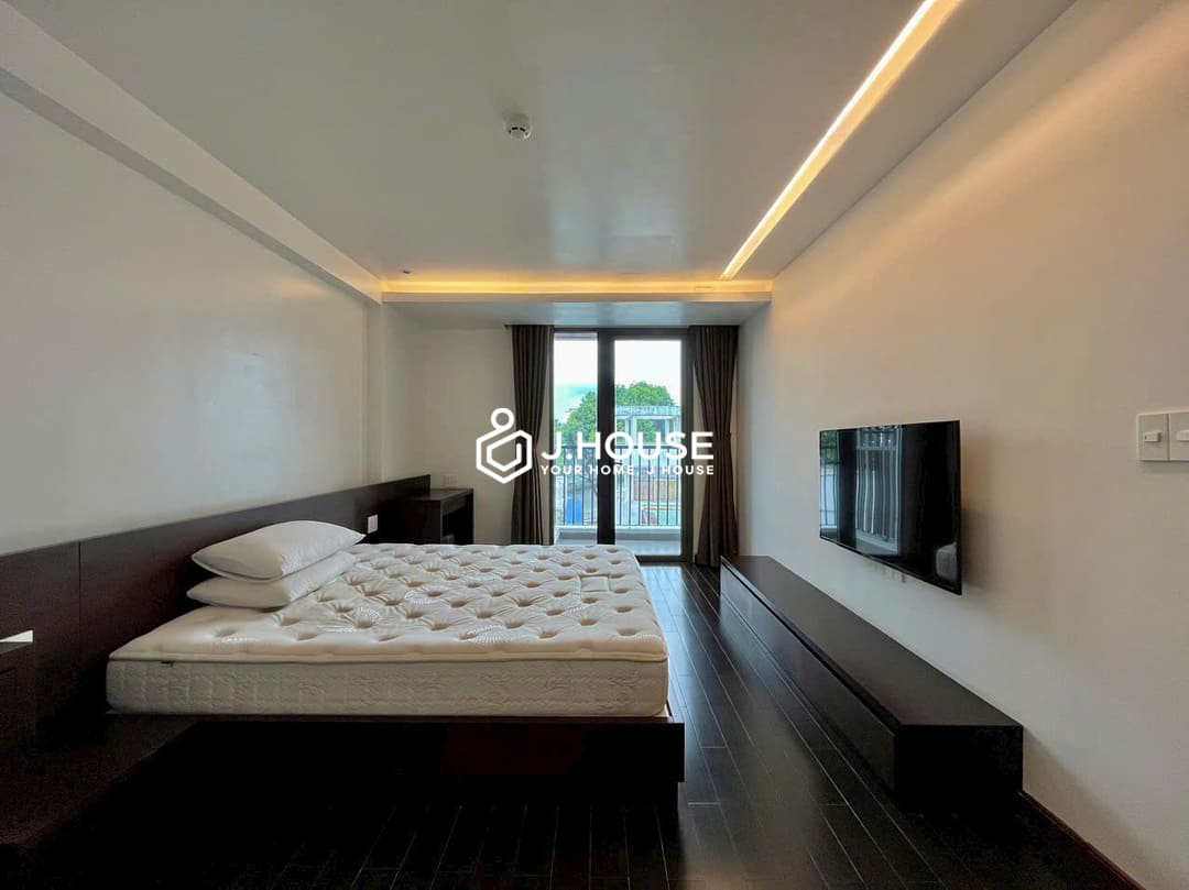 Spacious 2-bedroom apartment with swimming pool in District 3, HCMC