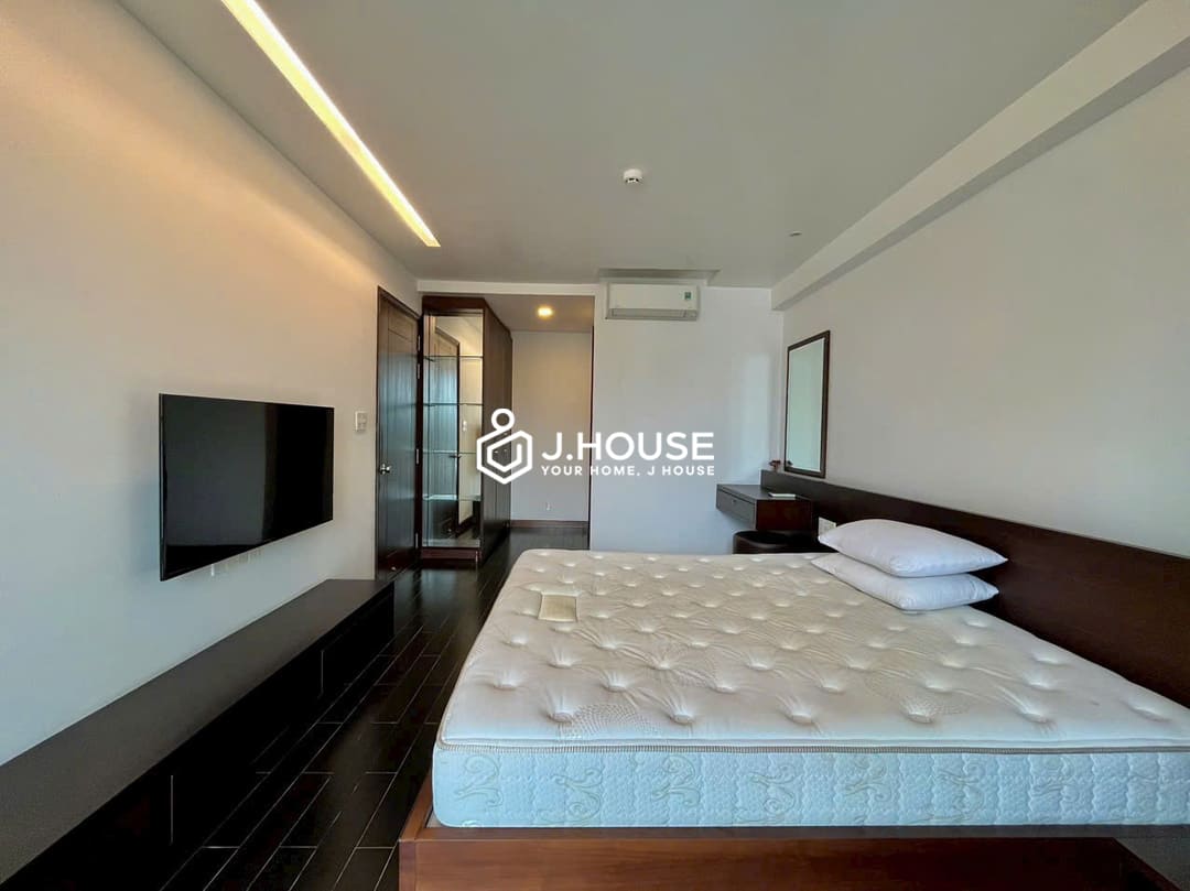 Spacious 2-bedroom apartment with swimming pool in District 3, HCMC
