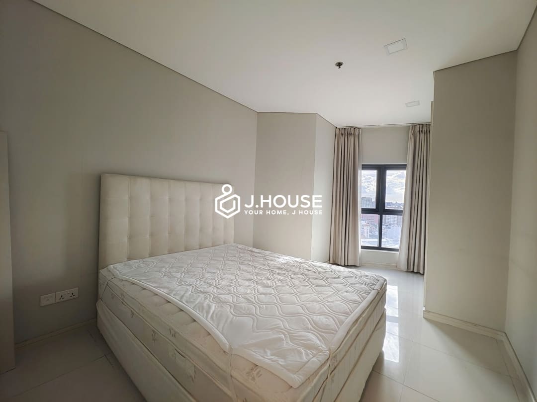 Spacious 2 br apartment at good price at City Garden Binh Thanh, HCMC