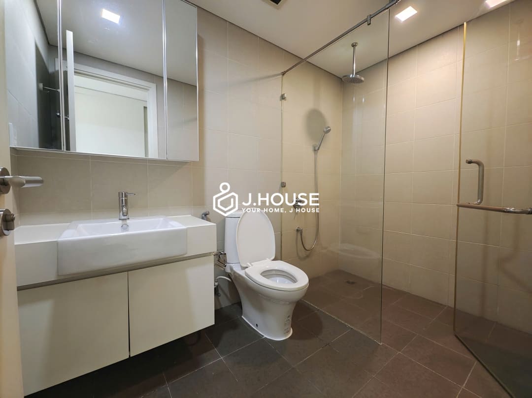 Spacious 2 br apartment at good price at City Garden Binh Thanh, HCMC
