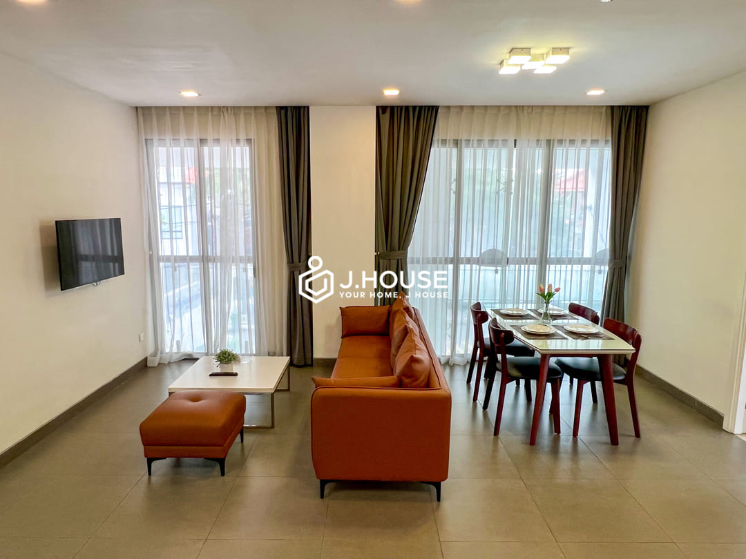 Spacious 2 br apartment for rent at Glenwood Suites, Thao Dien, District 2, HCMC