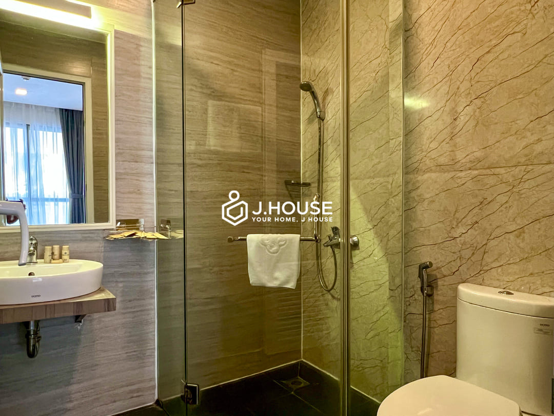 Spacious 2 br apartment for rent at Glenwood Suites, Thao Dien, District 2, HCMC
