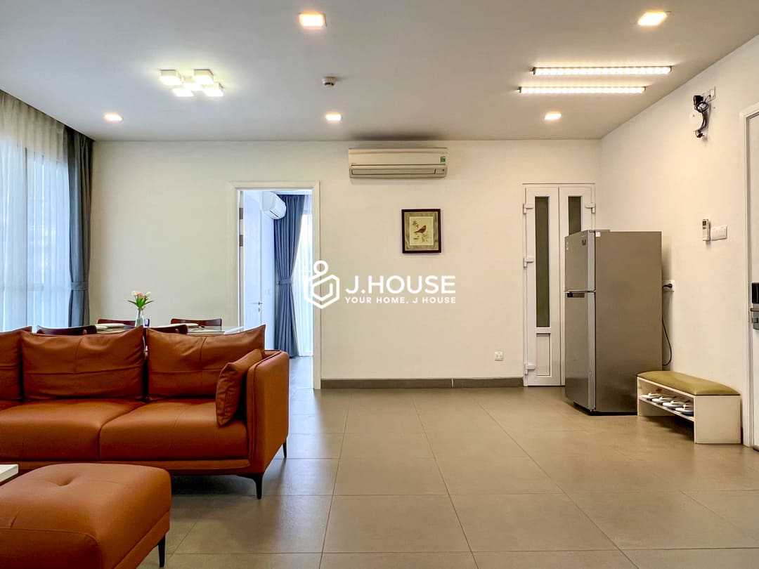 Spacious 2 br apartment for rent at Glenwood Suites, Thao Dien, District 2, HCMC