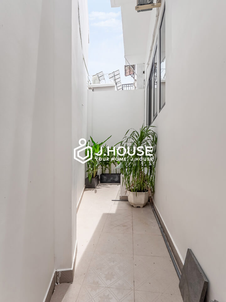 Spacious modern apartment for rent with backyard in Thao Dien, District 2