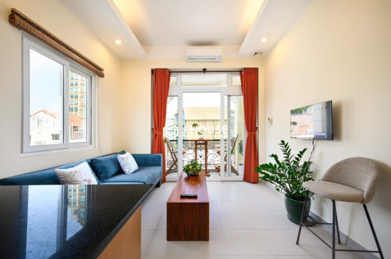 Spacious 1-Bedroom Apartment for Rent in District 1 - Pasteur House 1 1br apartment for rent near Independence Palace and Notre Dame Cathedral in District 1, HCMC