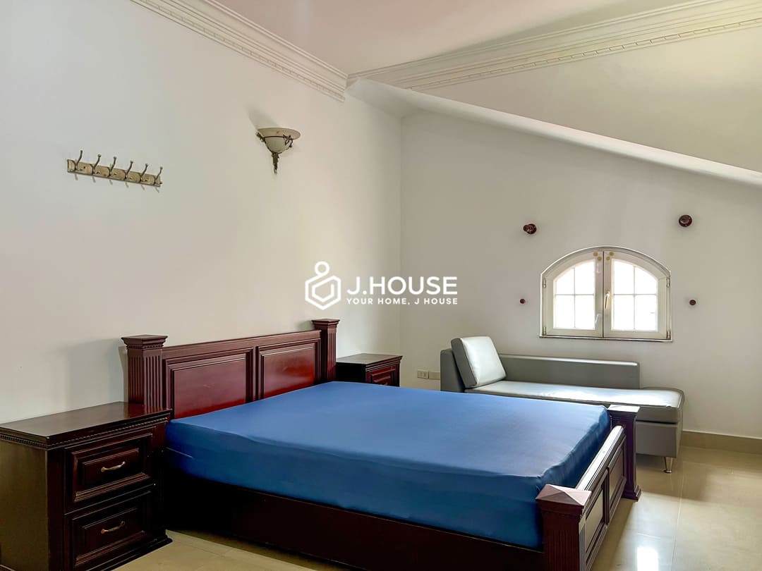 2br Saigon Sen apartment with gym & rooftop pool at Thao Dien, HCMC