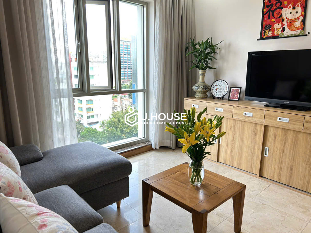 Bright 1 bedroom apartment for rent at Saigon Pavillon, District 3, HCMC