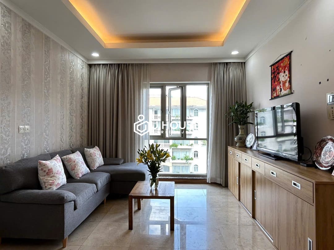 Bright 1 bedroom apartment for rent at Saigon Pavillon, District 3, HCMC