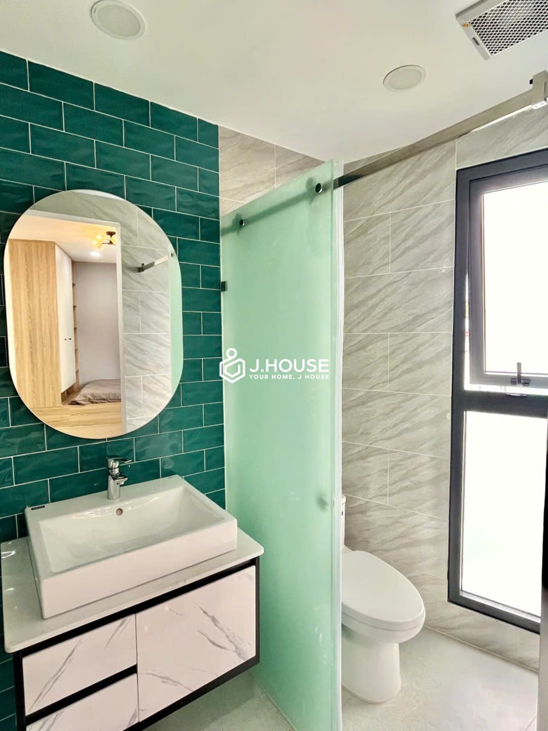 Bright apartment for rent in HCMC- Aura Living, District 3, HCMC-4