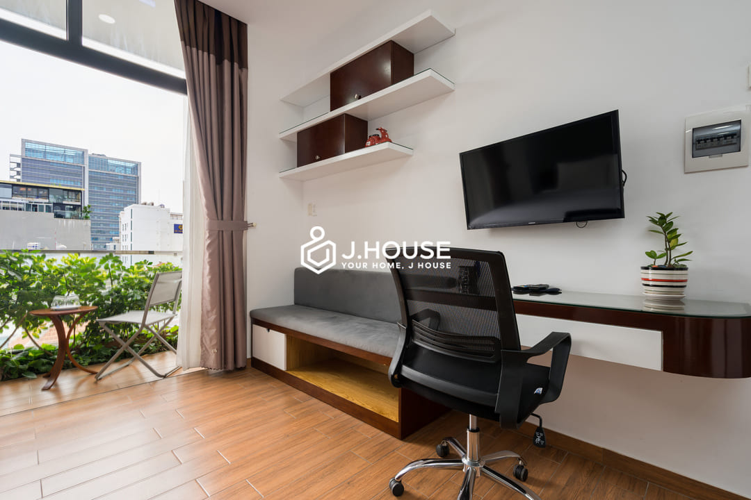 Bright apartment with pool and gym at The Garden Building, District 3, HCM