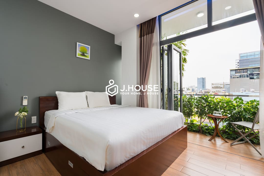 Bright apartment with pool and gym at The Garden Building, District 3, HCM