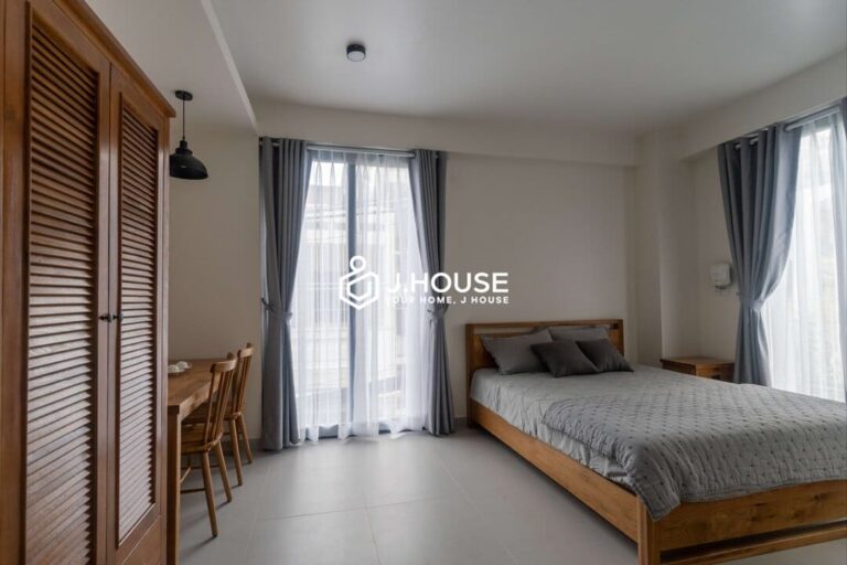 Bright studio apartment for rent at Huy Apartment, Phu Nhuan District
