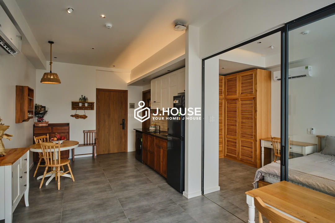 Modern 1br apartment for rent at H-House, Phu Nhuan District, HCMC