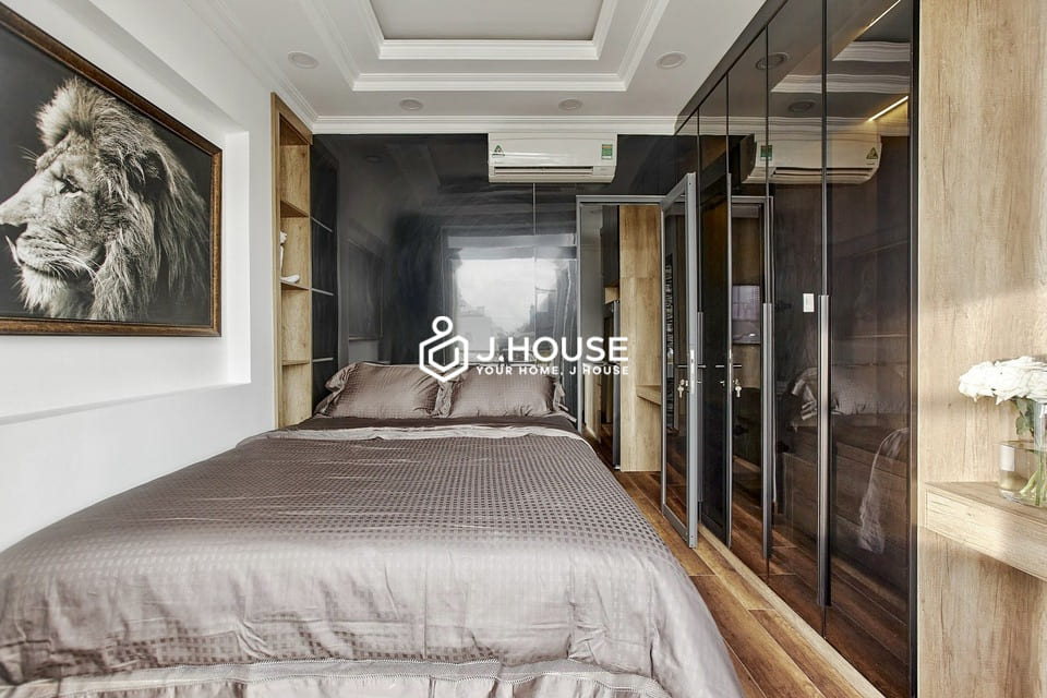 Modern 1br apartment for rent at Lux Residence, Tan Binh District-5