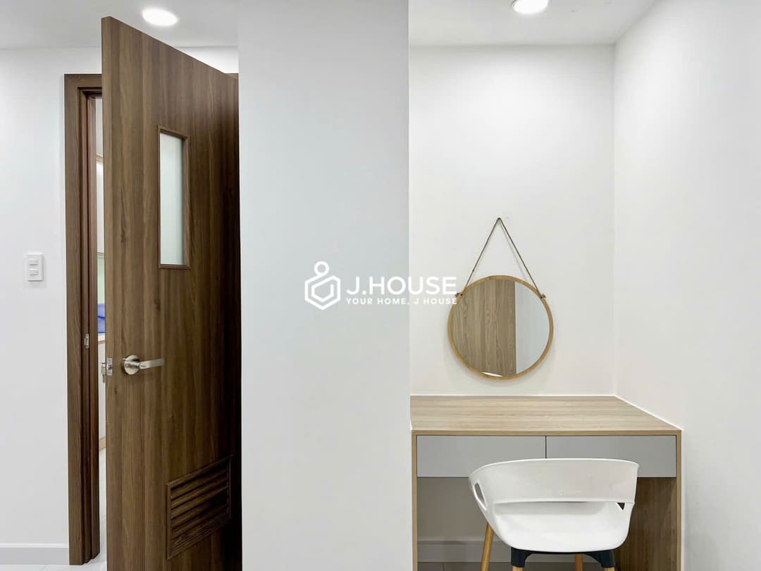 Modern 2br apartment for rent at VTS Residence, District 3, HCM-10