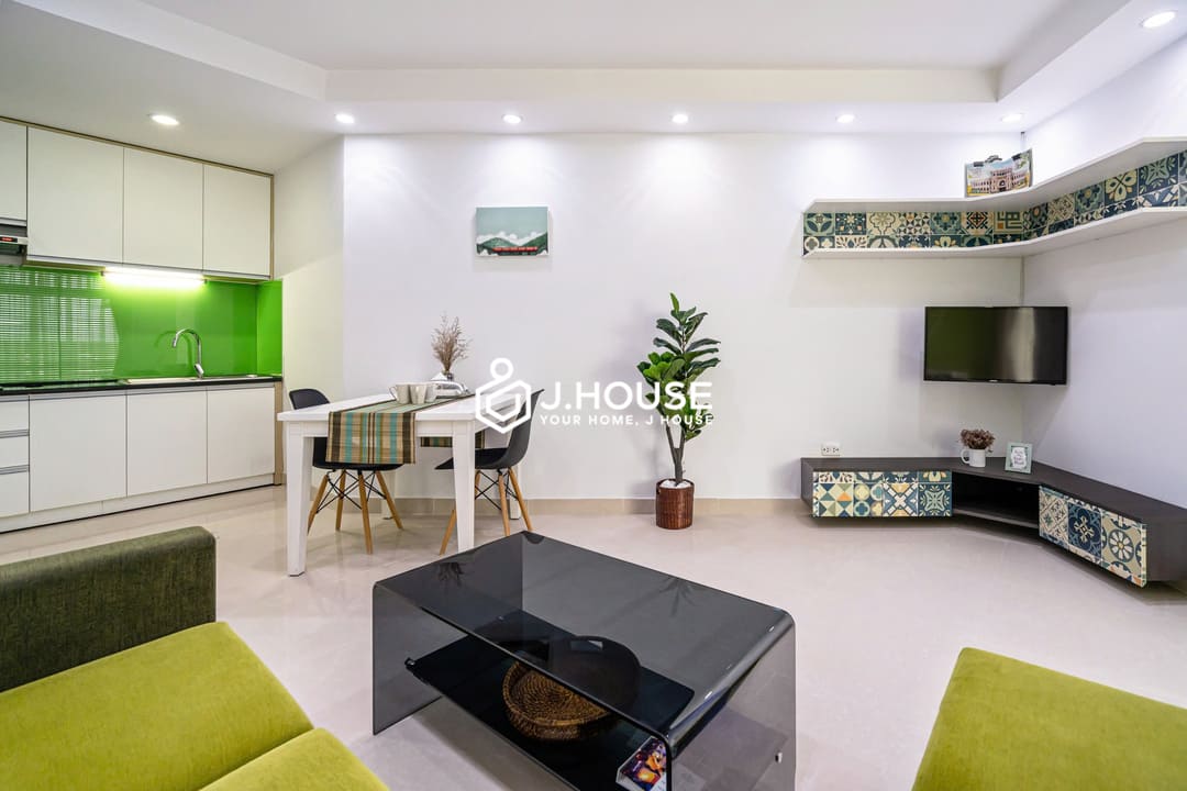 Modern and spacious studio apartment at International Plaza, District 1, HCMC