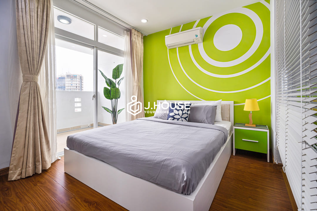 Modern and spacious studio apartment at International Plaza, District 1, HCMC