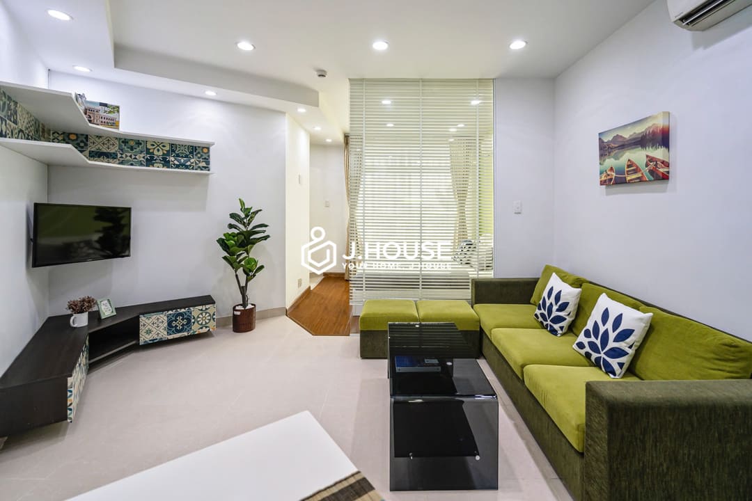 Modern and spacious studio apartment at International Plaza, District 1, HCMC