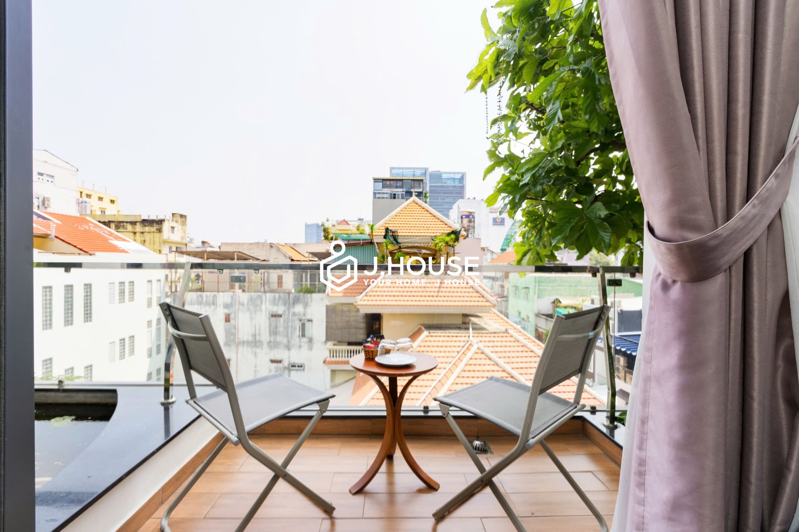 Modern apartment for rent with balcony at The Garden Building, District 3, HCM