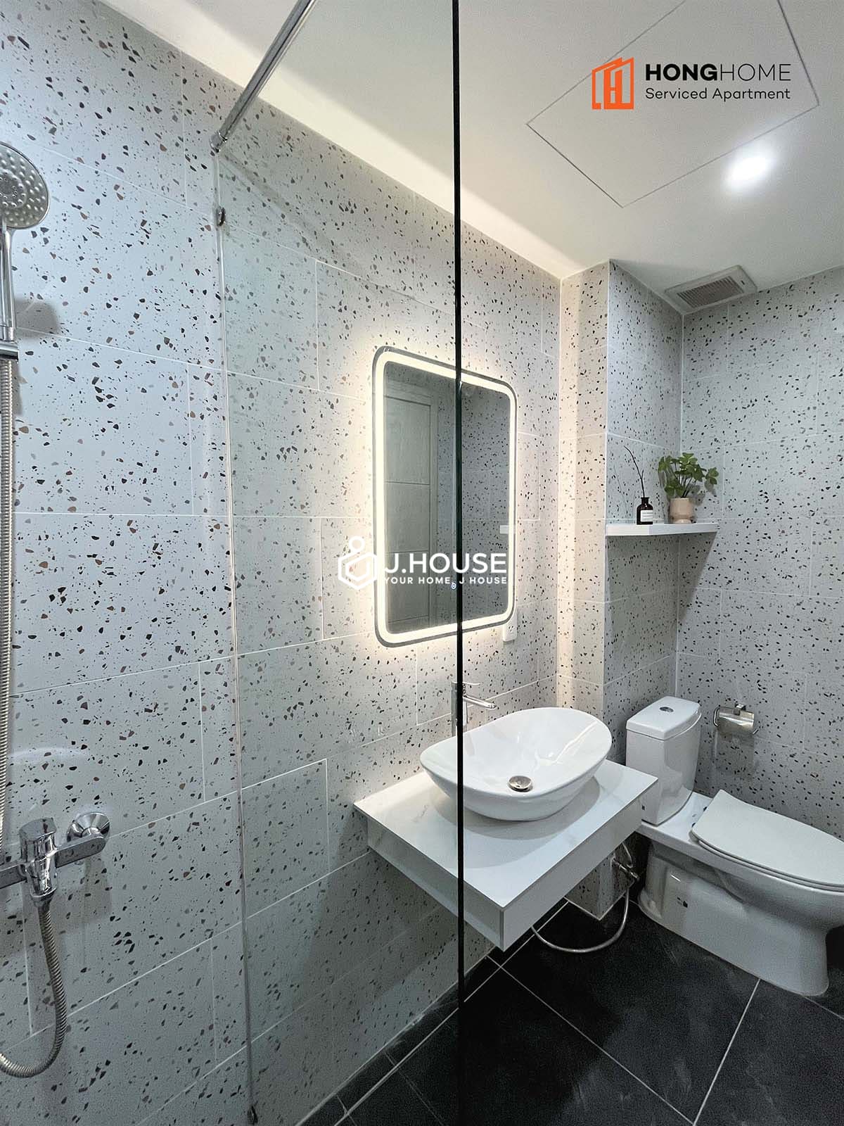 Modern studio apartment at Nami Airport Building, Tan Binh District-4