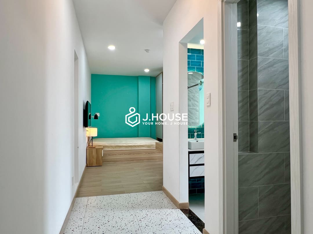 Modern studio apartment for rent at VTS Residence, District 3, HCM-4