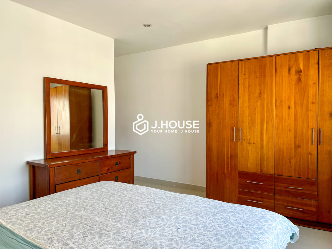Spacious 2br apartment at Me Linh Street, Binh Thanh District, HCMC