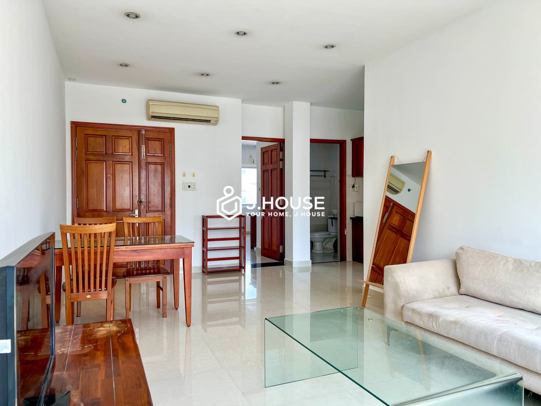 Spacious 2br apartment at Me Linh Street, Binh Thanh District, HCMC