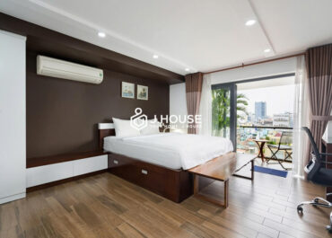 Studio apartment for rent with balcony at The Garden Building, District 3, HCM